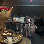 L'inattendu - Escapade Romantique Et Privatif - Jacuzzi, Sauna, Hammam