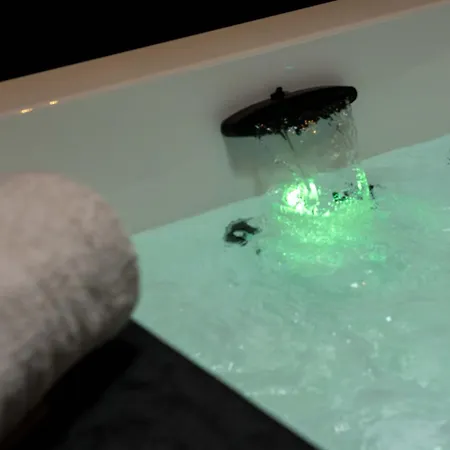 L'inattendu - Escapade Romantique Et Privatif - Jacuzzi, Sauna, Hammam 別荘 ル・アーヴル