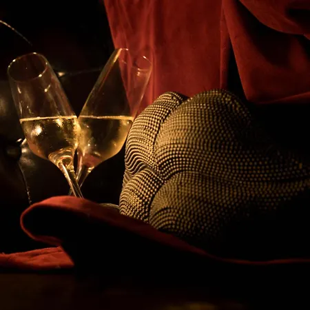 L'inattendu - Escapade Romantique Et Privatif - Jacuzzi, Sauna, Hammam * El Havre